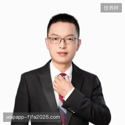 侯美